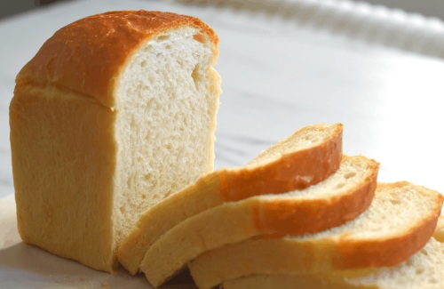 Synthetic Emulsifiers in bread